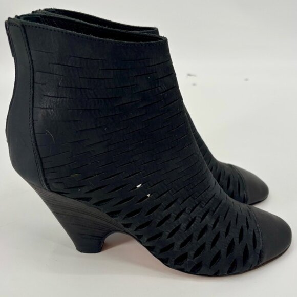 Elena Iachi Black Leather Woven Ankle Boots Size 39 US 9 - Picture 4 of 13